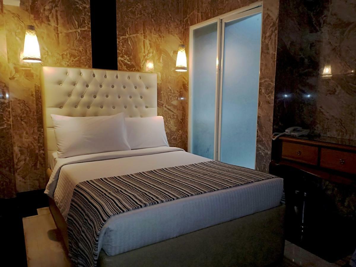 Belgian Suites Манила Екстериор снимка